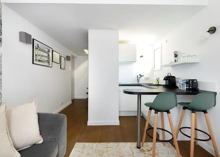 Ab Cap French Riviera - Cap D'antibes * 昂蒂布